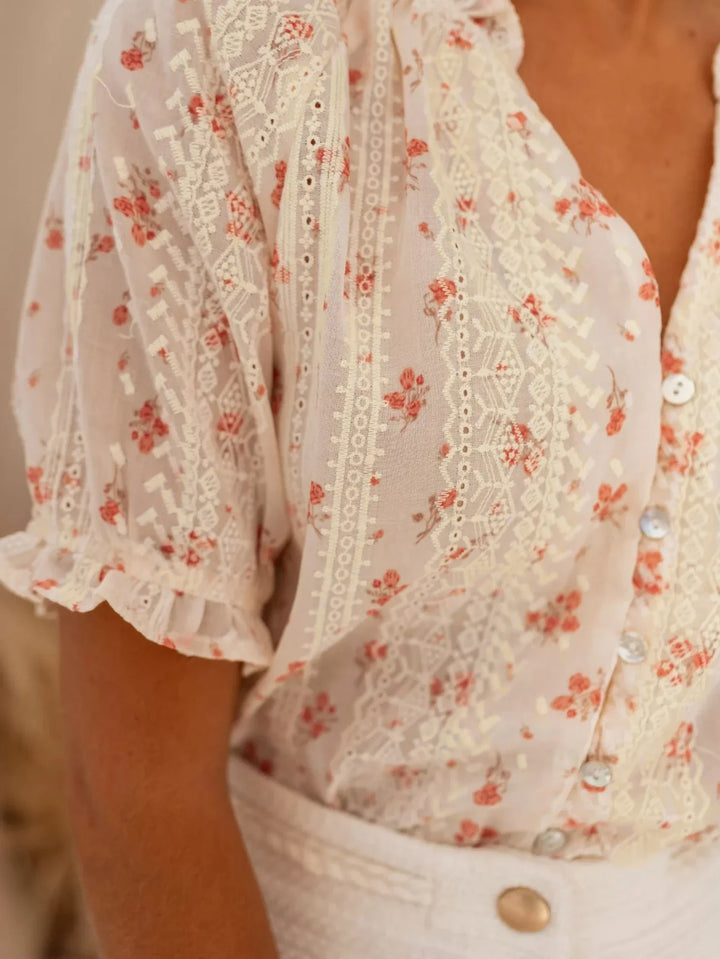 ELINA | BLOMSTER-BLUSE